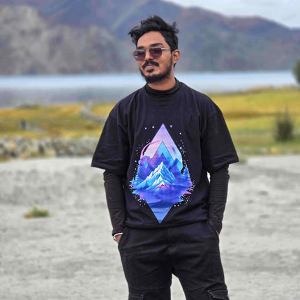Cosmic Mountain-Adventure Oversized T-Shirt