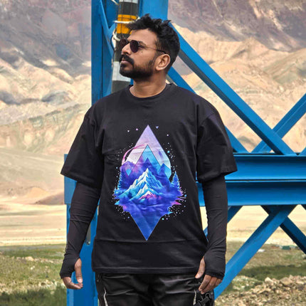 Cosmic Mountain-Adventure Oversized T-Shirt