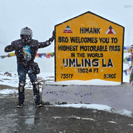 Himalayan Riders Motorcycle Riders Oversized T-Shirt