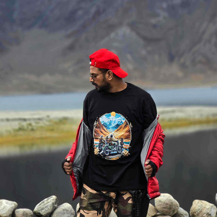 Adventure Riders – Motorcycle And Mountain Oversized T-Shirt