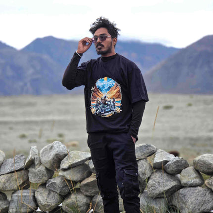 Adventure Riders – Motorcycle And Mountain Oversized T-Shirt