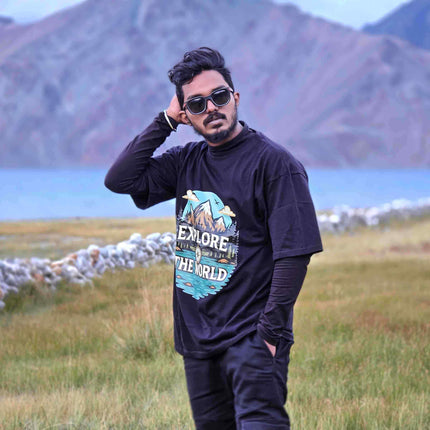 Explore the World-Travel Oversized T-Shirt