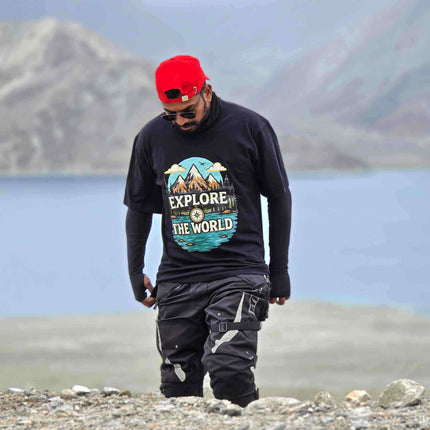 Explore the World-Travel Oversized T-Shirt
