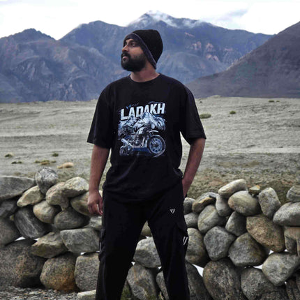 Freedom in Ladakh - Adventure Riders Oversized T-Shirt