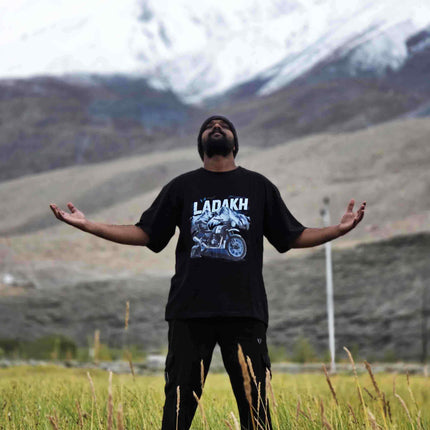 Freedom in Ladakh - Adventure Riders Oversized T-Shirt