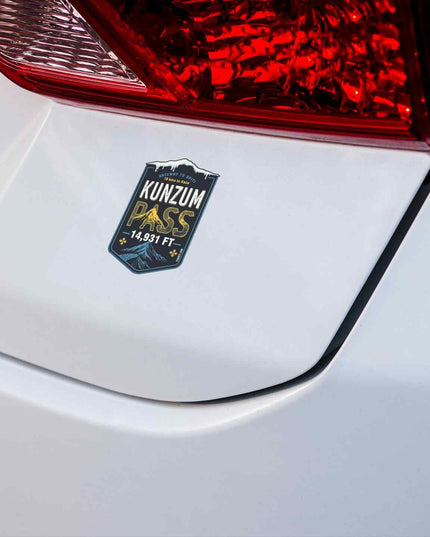 Kunzum Pass – Gateway To Spiti Sticker