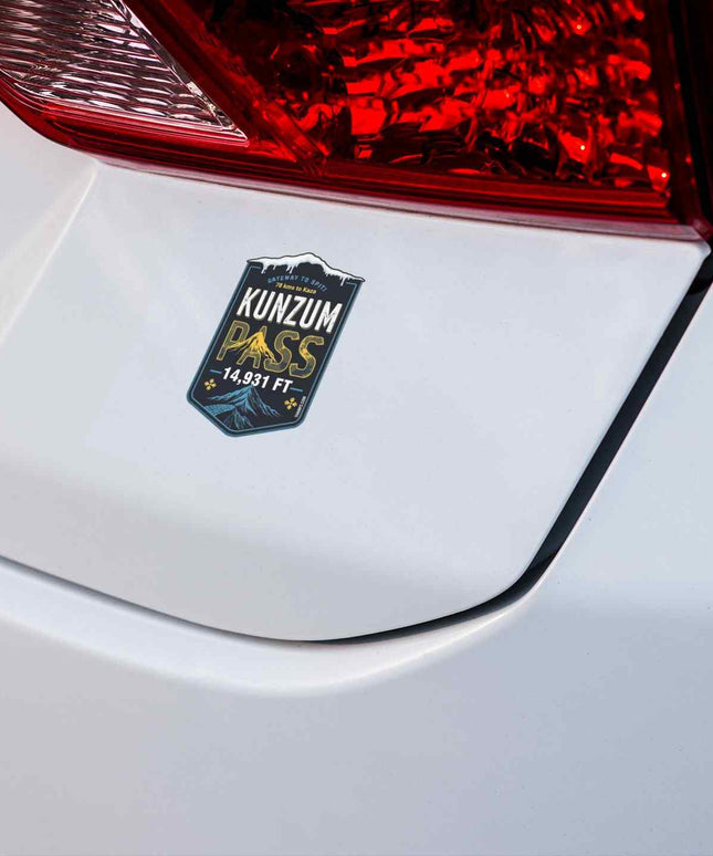 Kunzum Pass – Gateway To Spiti Sticker
