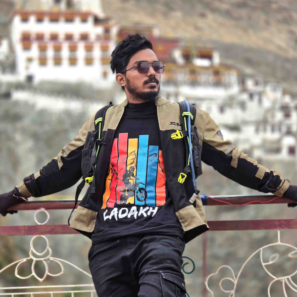 Ride the Heights Of Ladakh - Oversized Black T-Shirt - Medium