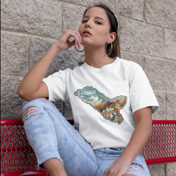 Himalayan Explorer-Travel Oversized White T-Shirt - 2XL